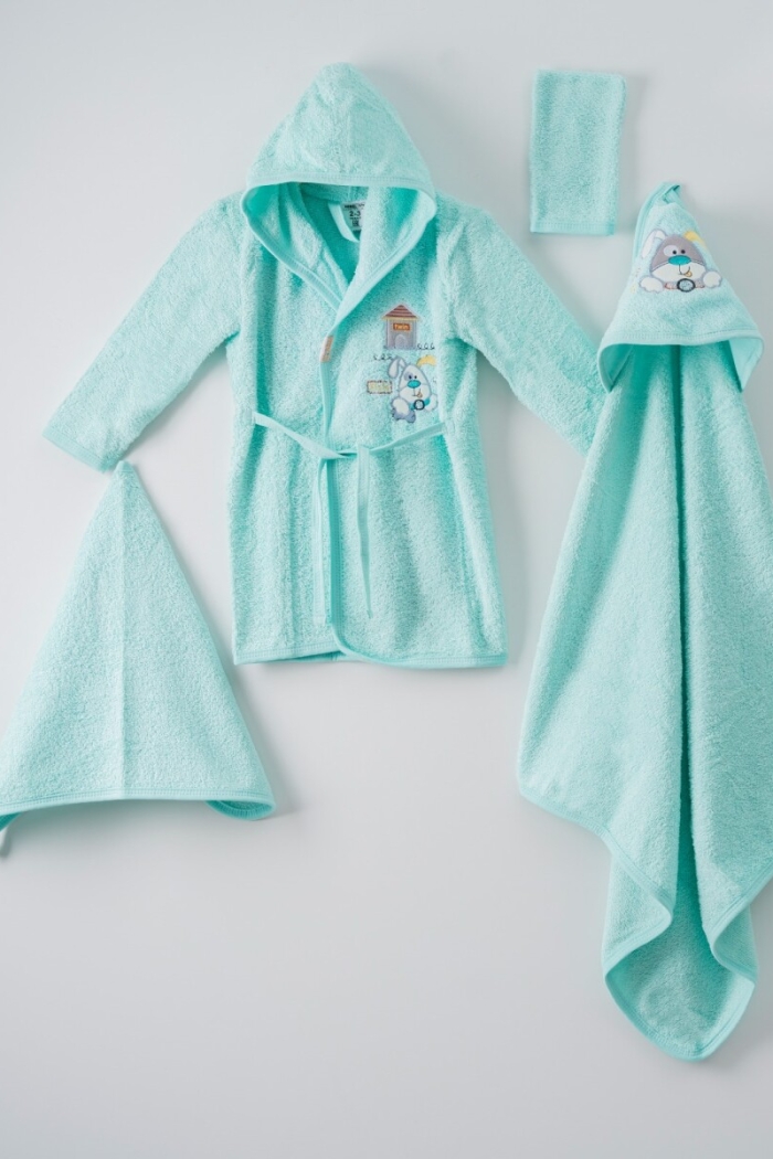 4-Piece Baby Bathrobe Set with Box 0-36M - Producer: Ramel Kids - Wholesale Kids & Baby Clothes From Turkey - TheBS Kids