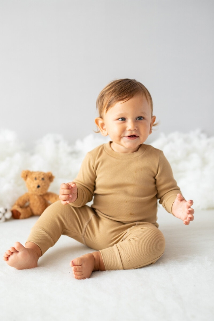 Wholesale 2-Piece Baby Boys Body Sets with Pants Gots Certificate 100% Organic 0-36M - Producer: Zeyland - Wholesale Kids & Baby Clothes From Turkey - TheBS Kids