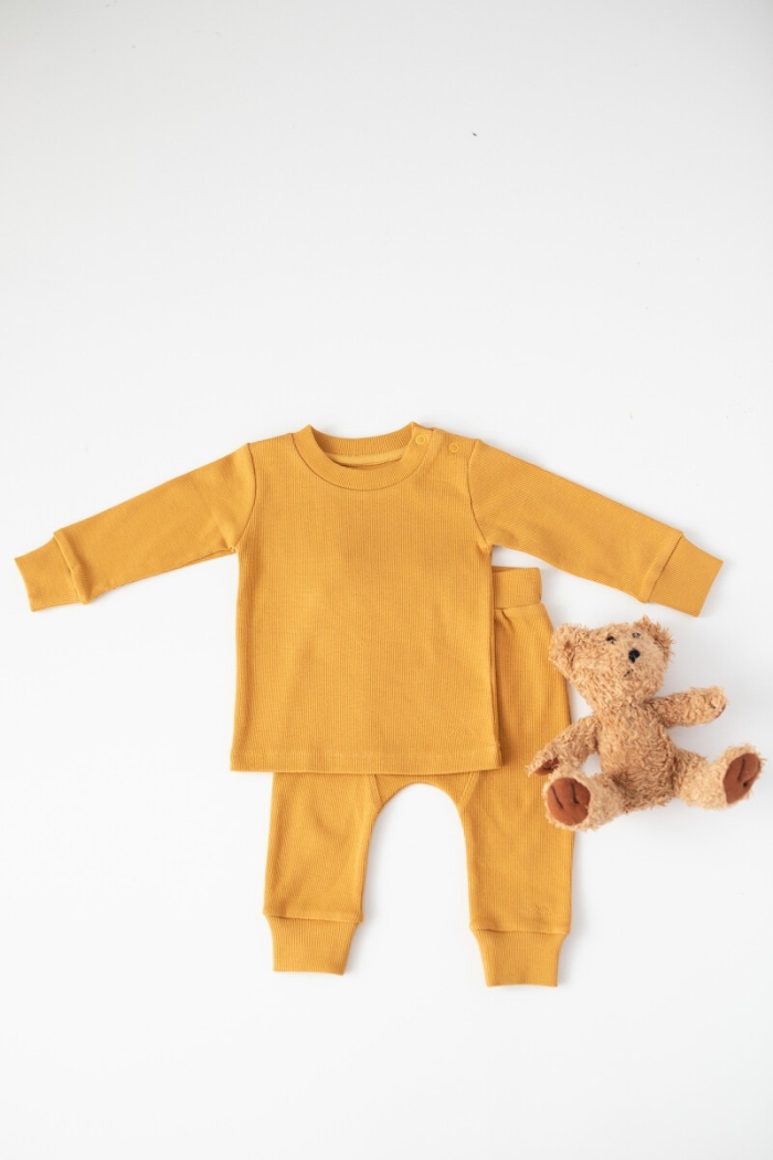 Wholesale 2-Piece Baby Boys Body Sets with Pants Gots Certificate 100% Organic 0-36M - Producer: Zeyland - Wholesale Kids & Baby Clothes From Turkey - TheBS Kids