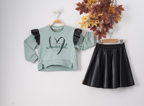 Wholesale 2-Piece Girls Set with Blouse and Skirt 3-6Y - Producer: Büşra Bebe - Wholesale Kids & Baby Clothes From Turkey - TheBS Kids