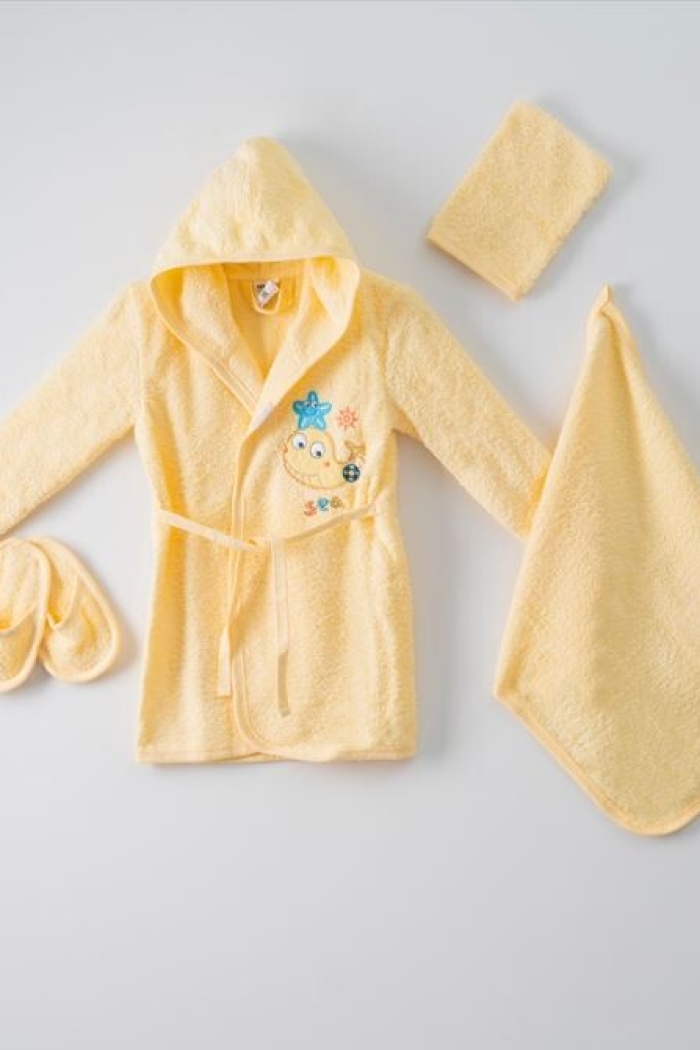 Wholesale 4-Piece Baby Bathrobe Set with Box 1-3Y - Producer: Ramel Kids - Wholesale Kids & Baby Clothes From Turkey - TheBS Kids