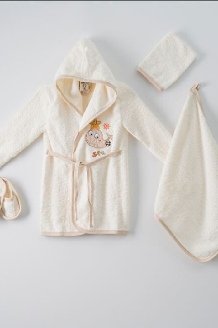 Wholesale 4-Piece Baby Bathrobe Set with Box 1-3Y - Producer: Ramel Kids - Wholesale Kids & Baby Clothes From Turkey - TheBS Kids
