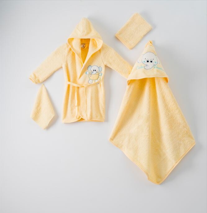 Wholesale 4-Piece Baby Bathrobe Set wth Box 0-1Y - Producer: Ramel Kids - Wholesale Kids & Baby Clothes From Turkey - TheBS Kids