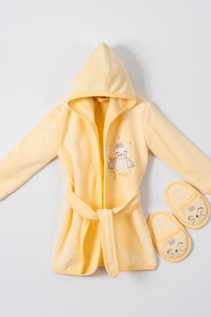 Wholesale Baby Boys 2-Piece Bathrobe Set with Slipper 1-4Y - Producer: Ramel Kids - Wholesale Kids & Baby Clothes From Turkey - TheBS Kids