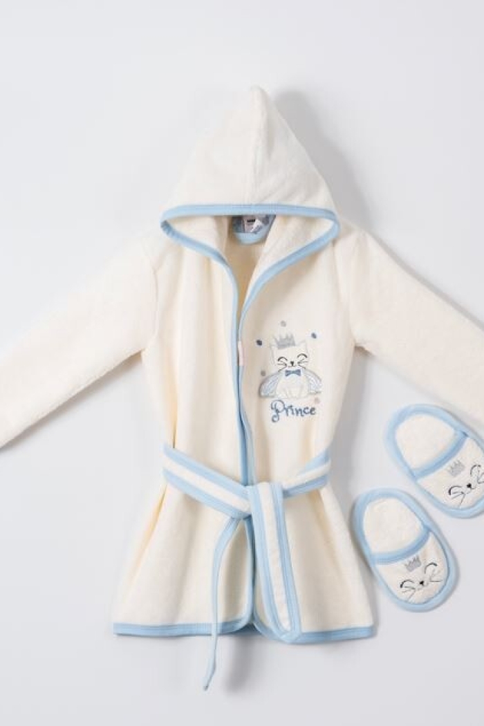 Wholesale Baby Boys 2-Piece Bathrobe Set with Slipper 1-4Y - Producer: Ramel Kids - Wholesale Kids & Baby Clothes From Turkey - TheBS Kids