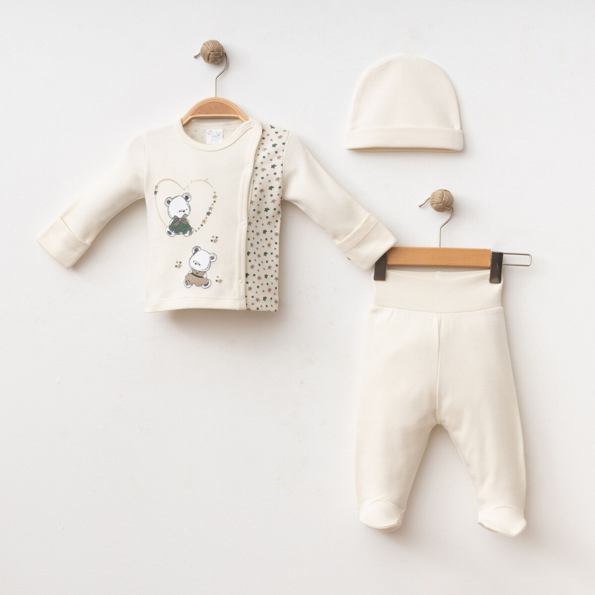 Wholesale Baby Girl 3-Piece Newborn Set 0-3M - Producer: Gümüş Baby - Wholesale Kids & Baby Clothes From Turkey - TheBS Kids