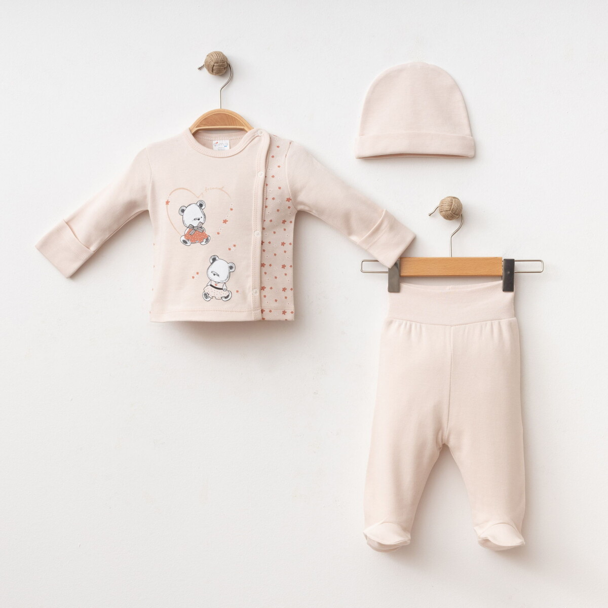 Wholesale Baby Girl 3-Piece Newborn Set 0-3M - Producer: Gümüş Baby - Wholesale Kids & Baby Clothes From Turkey - TheBS Kids