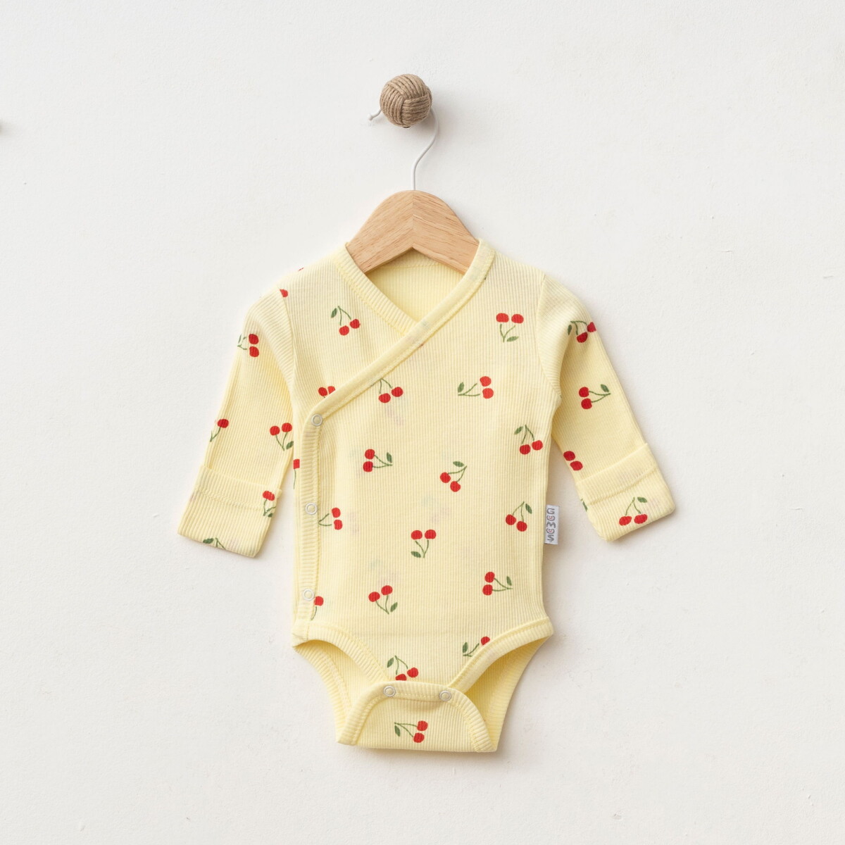 Wholesale Baby Girl Baby Girl Bodysuit 0-6M - Producer: Gümüş Baby - Wholesale Kids & Baby Clothes From Turkey - TheBS Kids