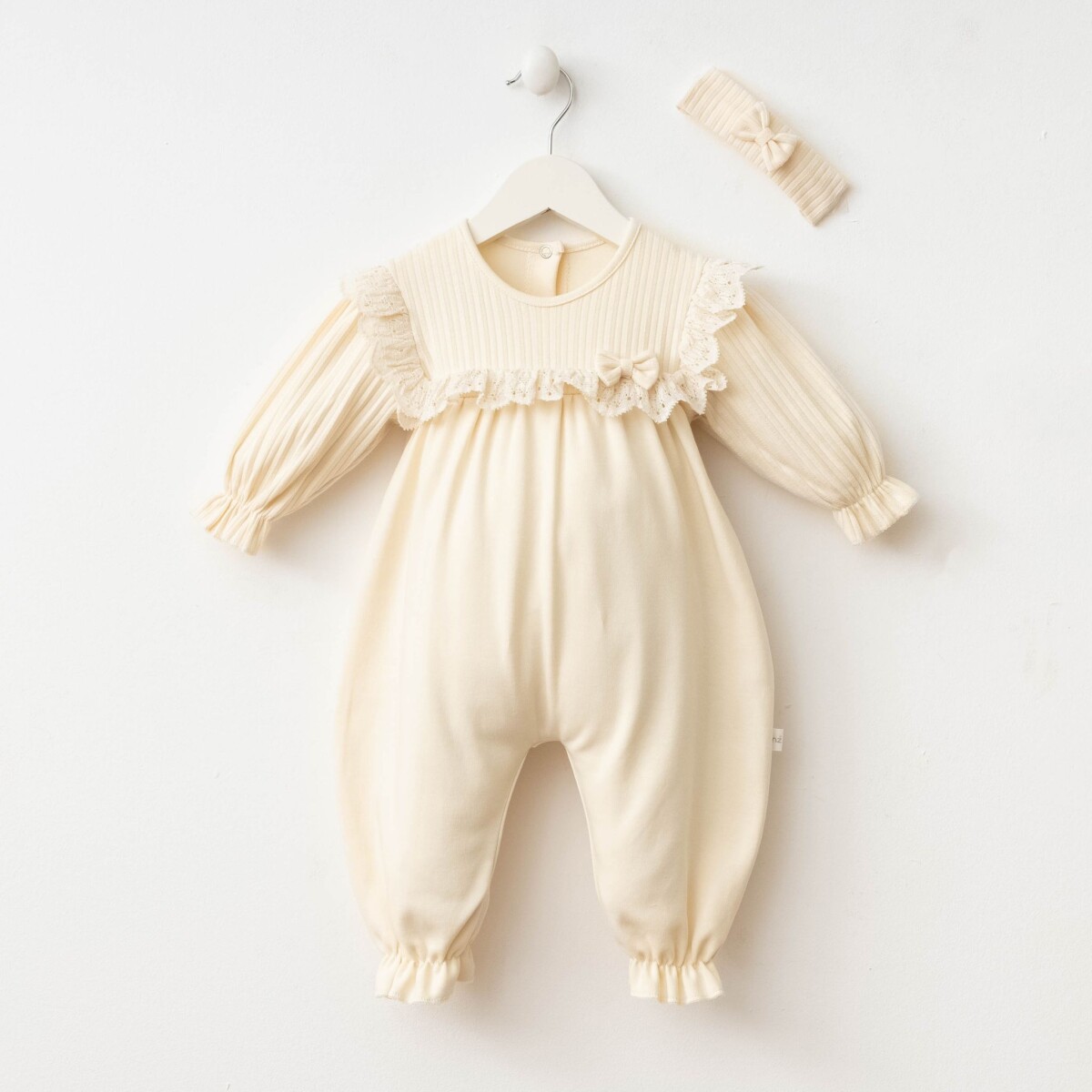 Wholesale Baby Girl Pushbutton and Headband 0-9M - Producer: Minizeyn - Wholesale Kids & Baby Clothes From Turkey - TheBS Kids