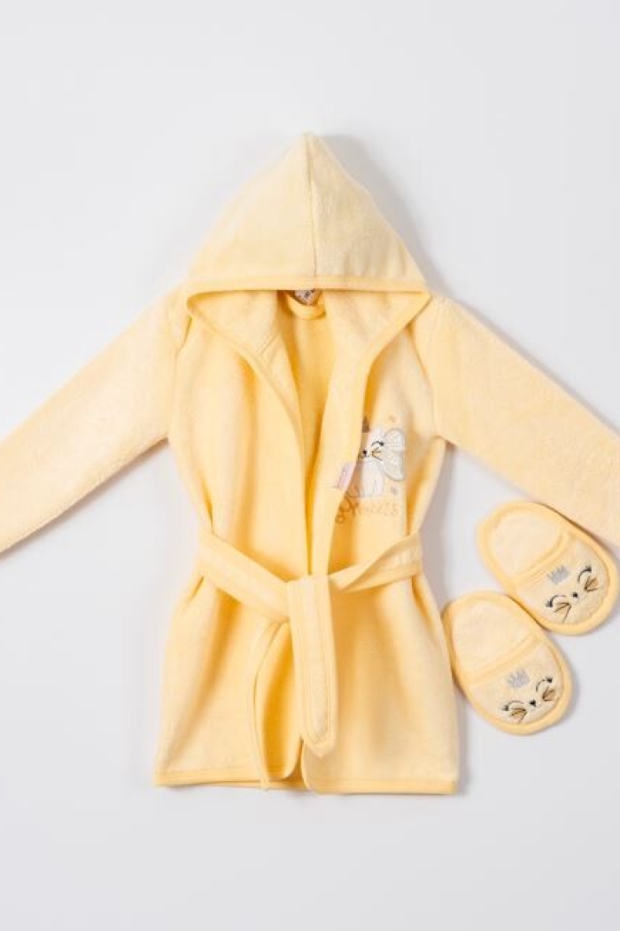 Wholesale Baby Girls 2-Piece Kids Bathrobe Set with Slipper 1-4Y - Producer: Ramel Kids - Wholesale Kids & Baby Clothes From Turkey - TheBS Kids