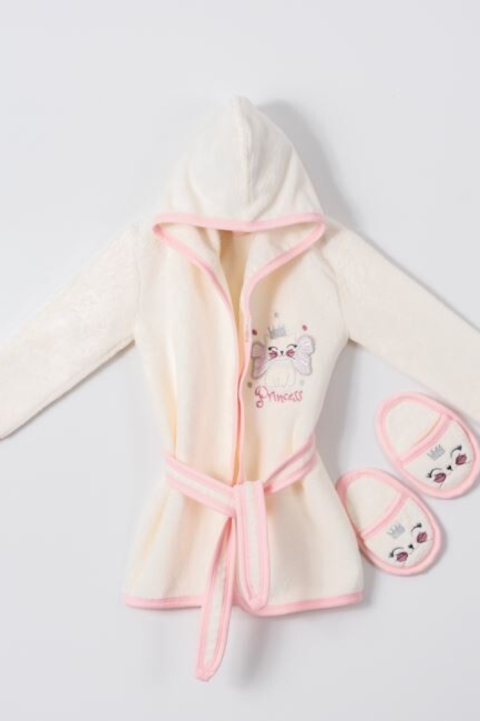 Wholesale Baby Girls 2-Piece Kids Bathrobe Set with Slipper 1-4Y - Producer: Ramel Kids - Wholesale Kids & Baby Clothes From Turkey - TheBS Kids