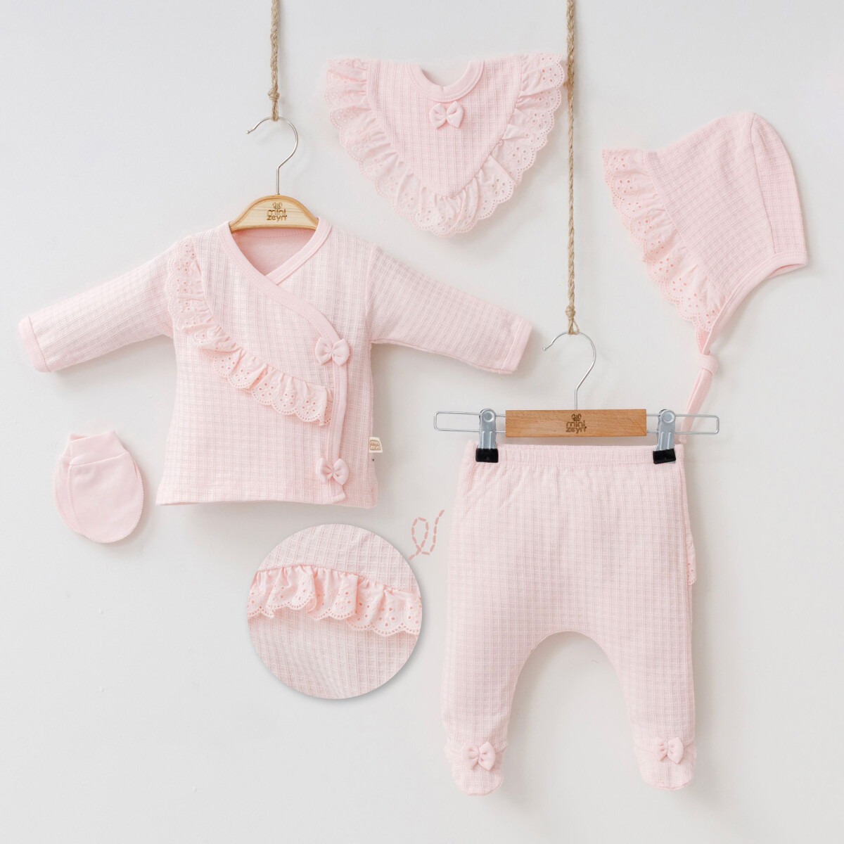 Wholesale Baby Girls Newborn 5-Piece Body Pants Bib Hat and Gloves Set 0-3M - Producer: Minizeyn - Wholesale Kids & Baby Clothes From Turkey - TheBS Kids