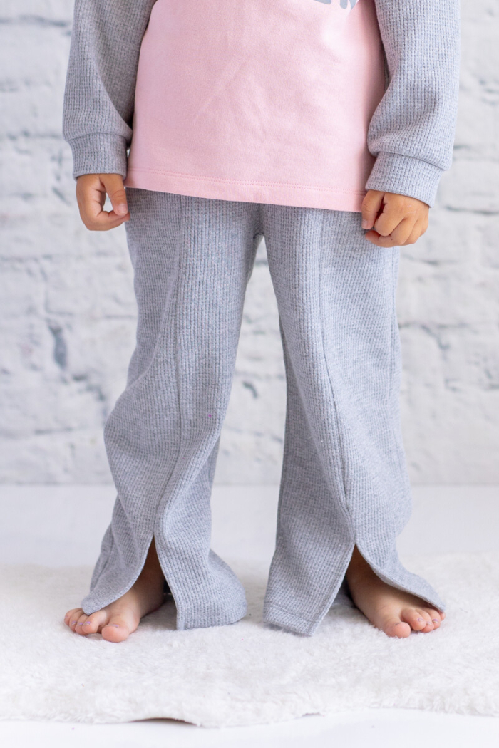 Wholesale Girl's Waffle Fabric Tracksuit Pants With Slit Detail 1-12Y - Producer: Zeyland - Wholesale Kids & Baby Clothes From Turkey - TheBS Kids