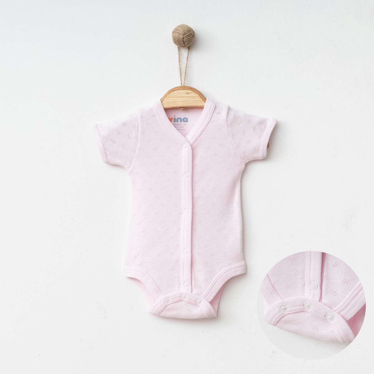 Wholesale Unisex Baby Jacquard Bodysuit 1-6M - Producer: Vina baby - Wholesale Kids & Baby Clothes From Turkey - TheBS Kids