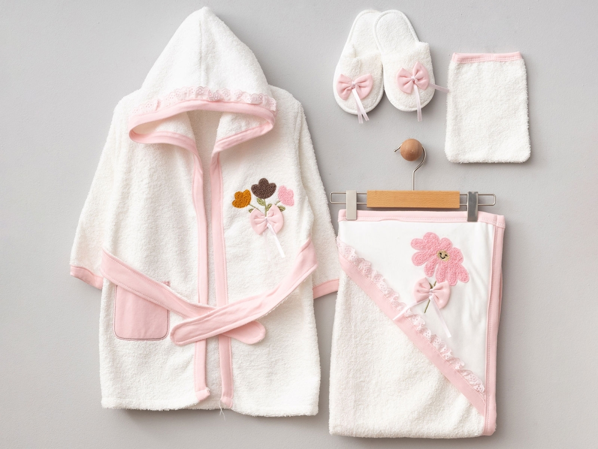 Newborn – B1 – Çiçek Nakışlı Kız Bebe Bornoz Set – Brand: ZIPIR – Kids & Bby Clothes From TheBS Kids Turkey