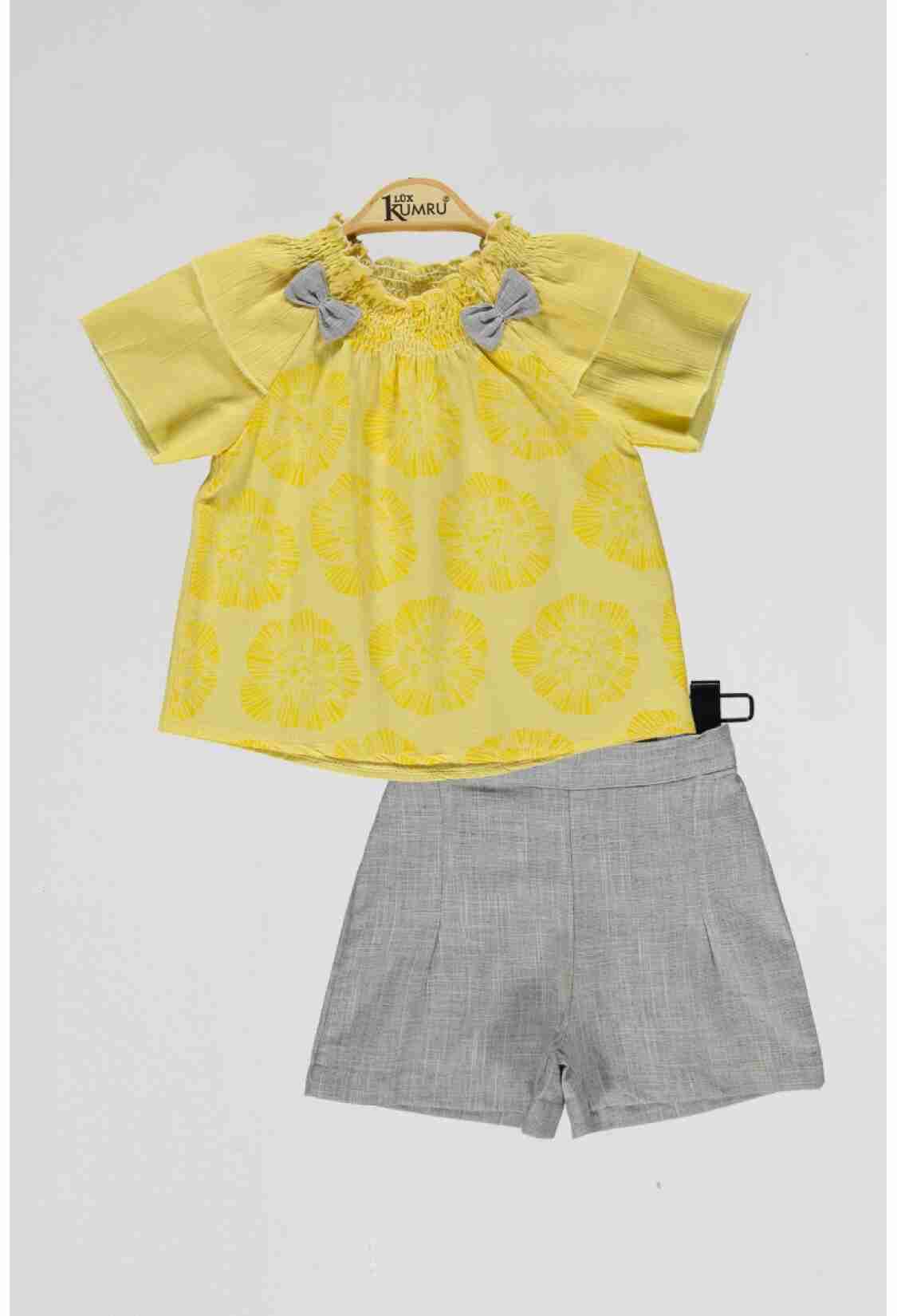 Girls' Suits - Toptan Kız Çocuk 2'li Gömlek ve Şort Takım 2-5Y 1075-4008 - Brand: Kumru Bebe - Kids & Bby Clothes From TheBS Kids Turkey