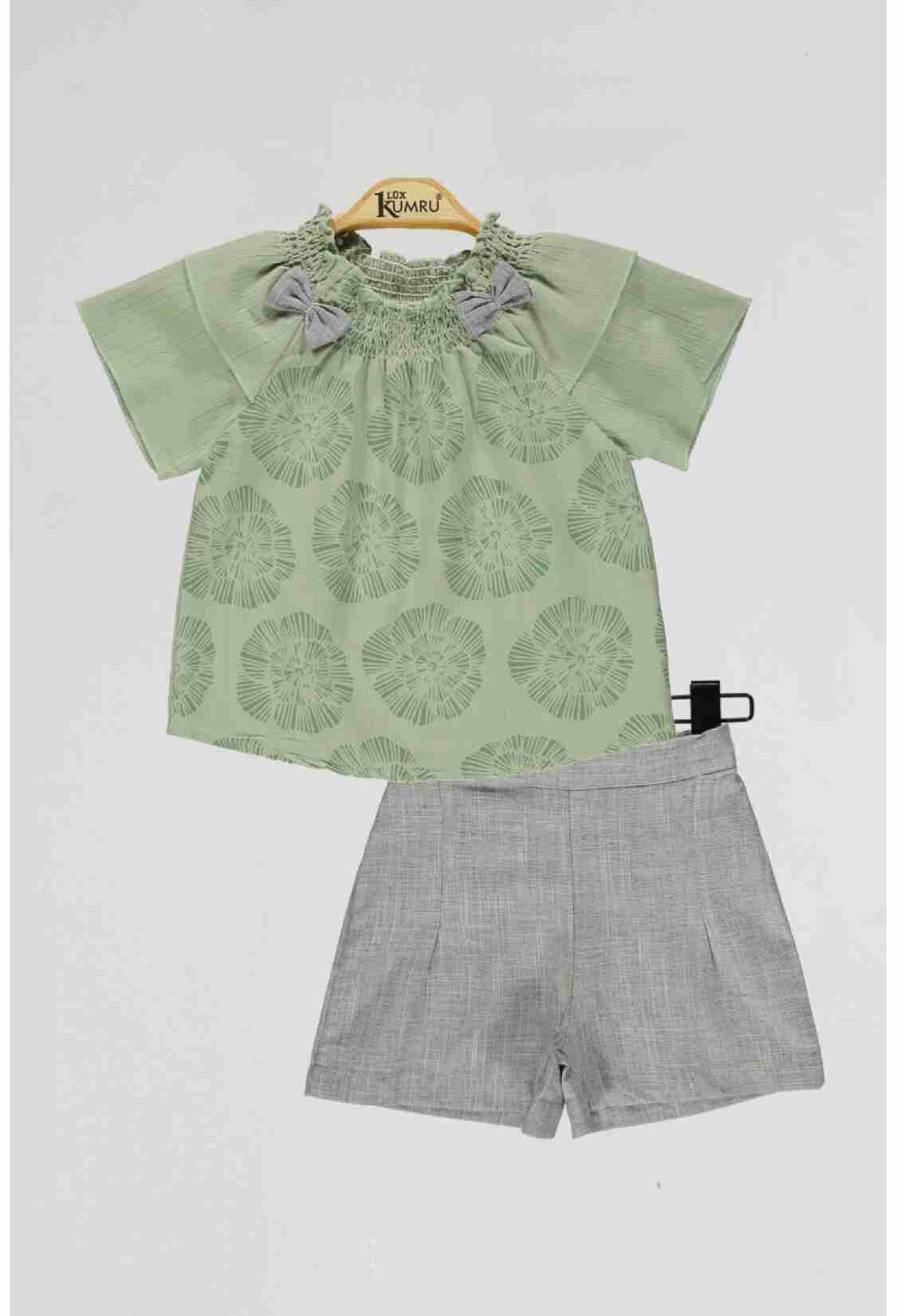 Girls' Suits - Toptan Kız Çocuk 2'li Gömlek ve Şort Takım 2-5Y 1075-4008 - Brand: Kumru Bebe - Kids & Bby Clothes From TheBS Kids Turkey