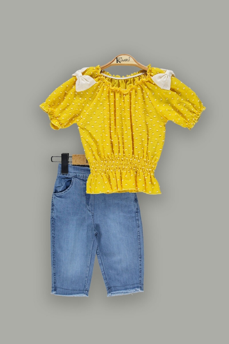 Girls’ Tops – Toptan Kız Çocuk 2’li Puantiyeli Bluz ve Kot Şort Takım 2-5Y 1075-3803 – Brand: Kumru Bebe – Kids & Bby Clothes From TheBS Kids Turkey